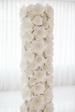 Load image into Gallery viewer, White Flowers on Wedding Pillar