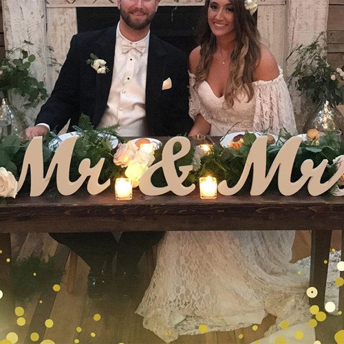 mr-&-mrs-wedding-signs-decor
