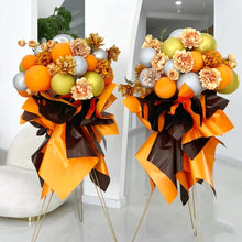 Load image into Gallery viewer, balloon stand bouquets for autumn party
