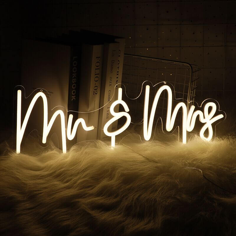 Customizable MR & MRS LED neon sign in white for wedding decor