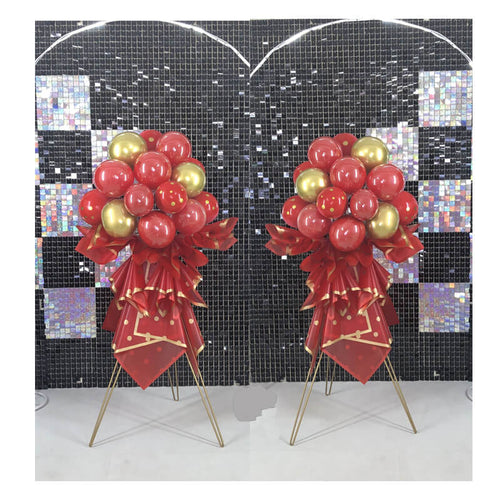 Red balloon stand bouquet for valentines day